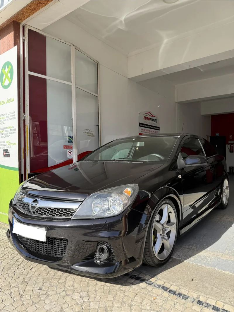 Opel Astra OPC